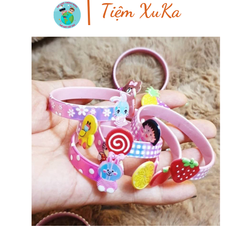 Vòng tay nhựa pha lê xinh đẹp cho bé