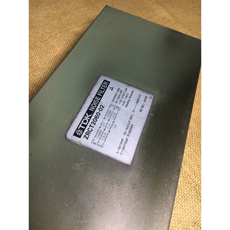 lọc nguồn TDK-60A chuẩn âu châu