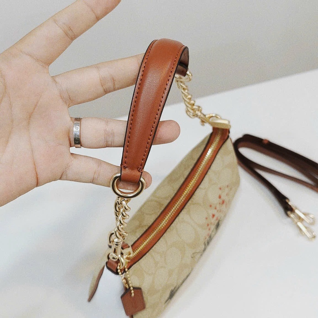 TÚI XÁCH NỮ NEW COACH® DÁNG THUYỀN CHƯA BAO GIỜ HẾT HOT