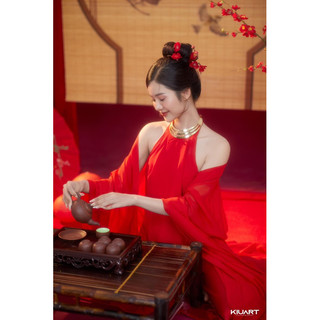 Set Yếm chụp hình màu đỏ đẹp