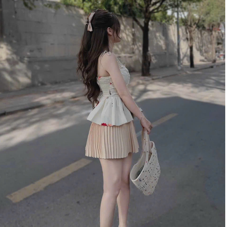 Set Bộ Đồ Nữ,Sét Chân Váy Xoè Dập Ly Mix Áob 2 Dây Dập Hoa Chạy Mooking Sau Tiểu Thư Dạo Phố Sang Chang Thời Trang  MJP