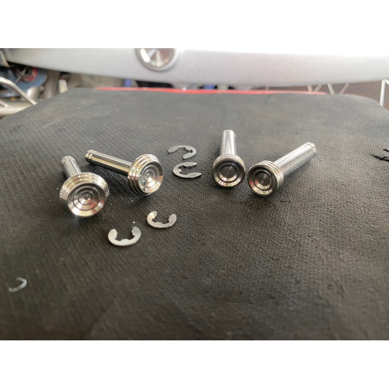 Chốt xỏ gác chân sau Salaya Inox cho Ya và Honda