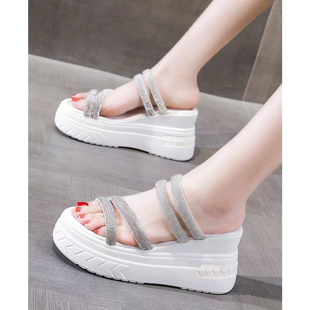 DÉP SANDAL XOÀN ĐI ĐƯỢC 2 KIỂU