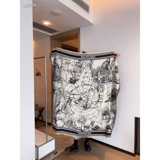 Khăn dạ vuông D.i.o.r cao cấp 140cm*140cm