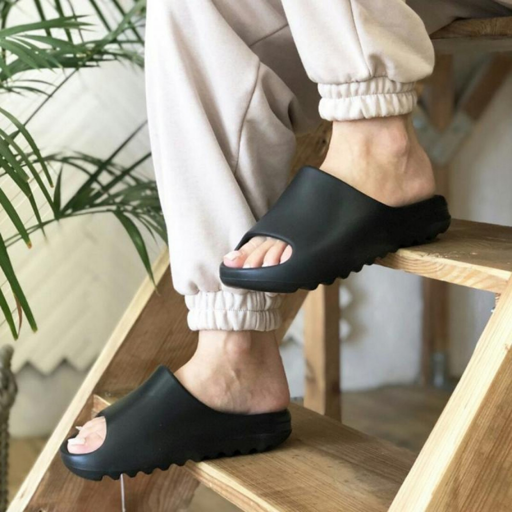 Dép YZ Slide nam nữ 4 màu hot hit 2023, dép YZ, dép chống trơn trượt đi cực êm chân chỉ có tại Sneaker.vx
