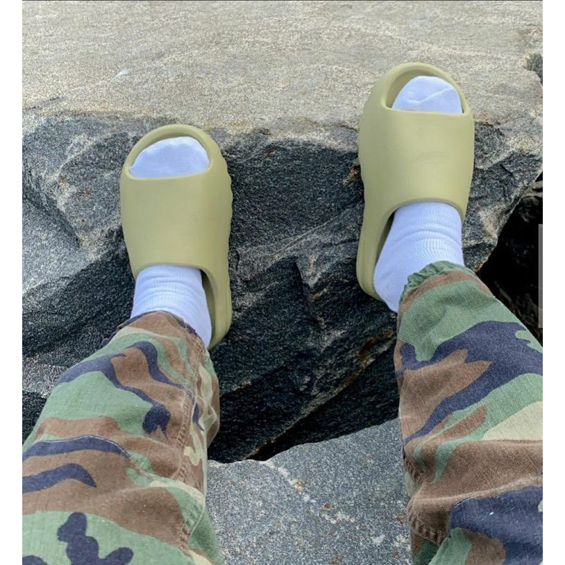 Dép YZ Slide nam nữ 4 màu hot hit 2023, dép YZ, dép chống trơn trượt đi cực êm chân chỉ có tại Sneaker.vx