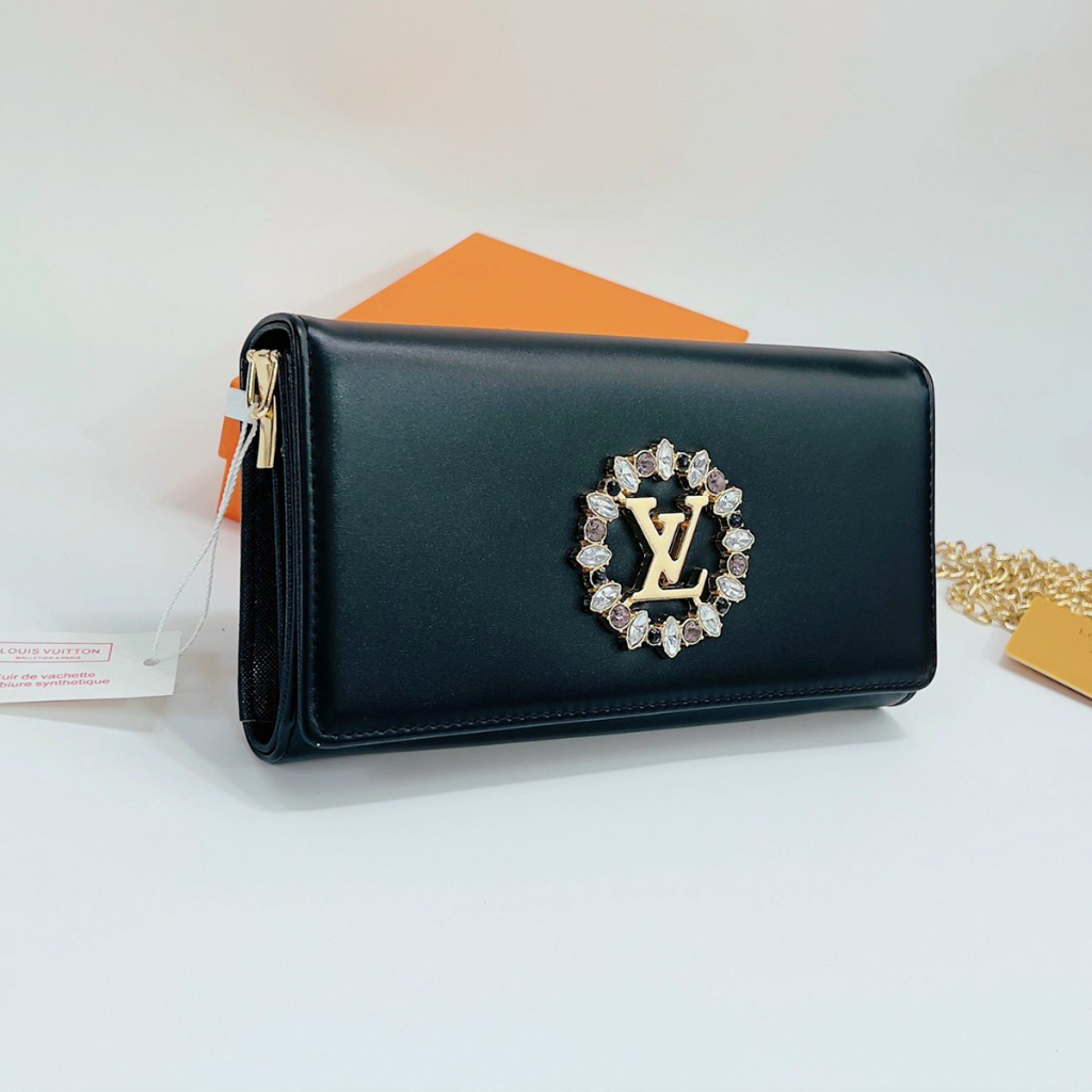Clutch LV Cầm Tay Có Dây Đeo Chéo Tháo Rời Nhiều Màu Size 20 và 25 Fullbox SNT130052