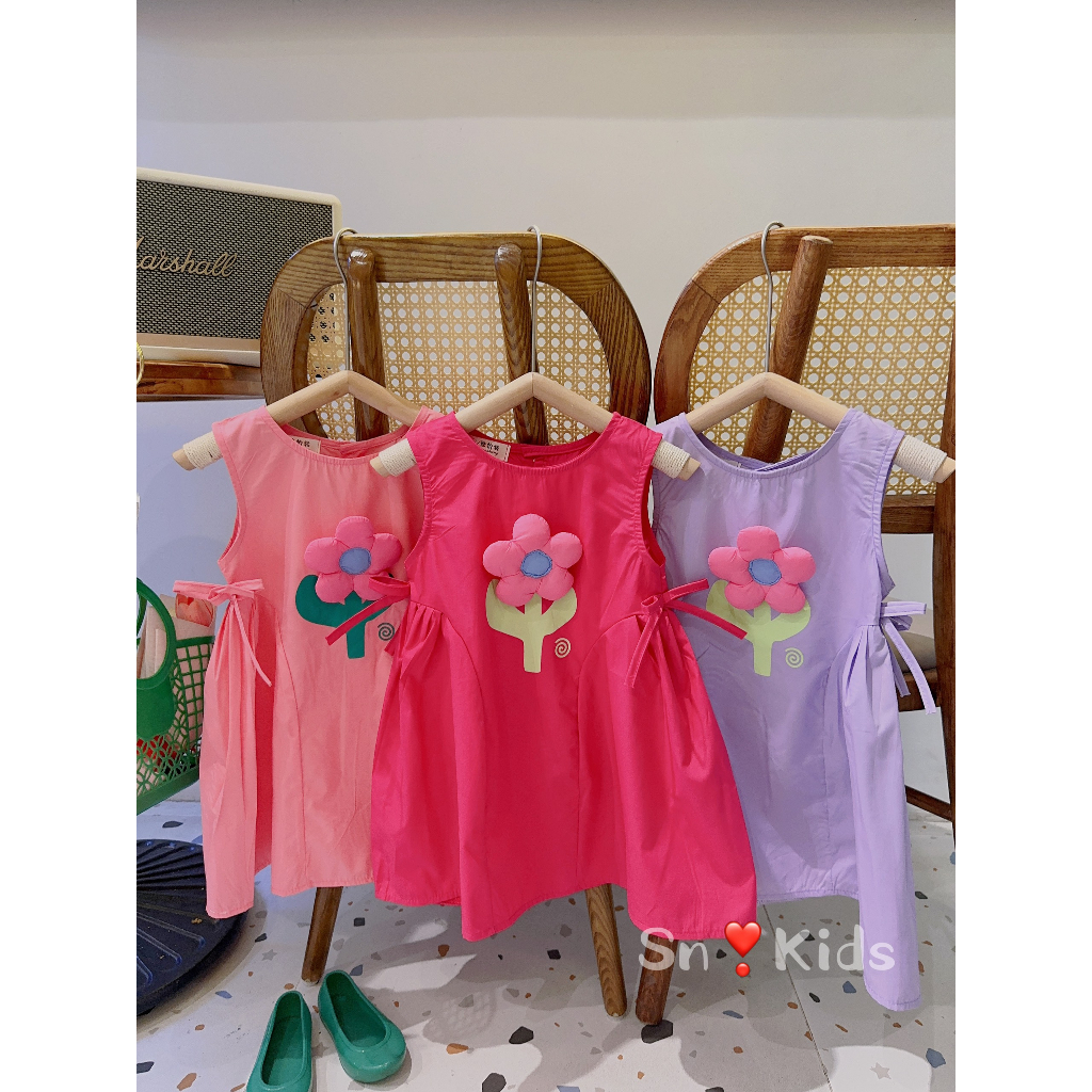 Váy bé gái - Đầm babydoll sát nách gắn hoa nổi siêu xinh cho bé gái