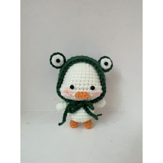 Móc khoá vịt đội mũ ếch bằng len siêu cute (cao 10cm)