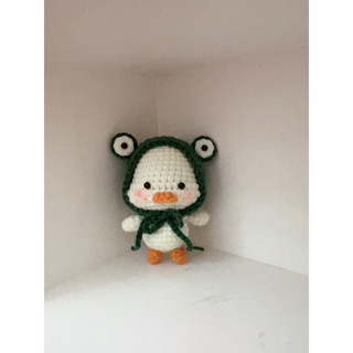 Móc khoá vịt đội mũ ếch bằng len siêu cute (cao 10cm)