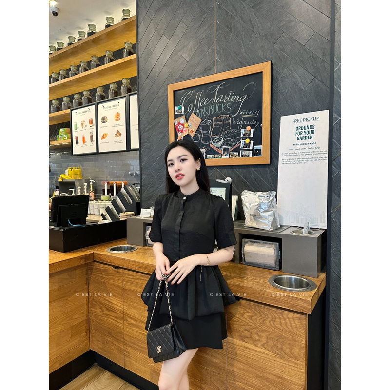 Áo lụa dáng peplum cổ tàu C'est la vie