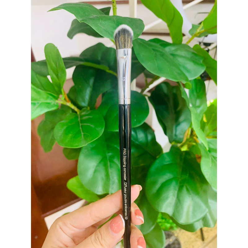 Cọ che khuyết điểm Sephora 52
