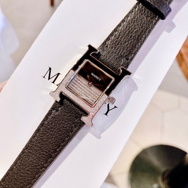 Đồng hồ nữ dây da Madocy M81655