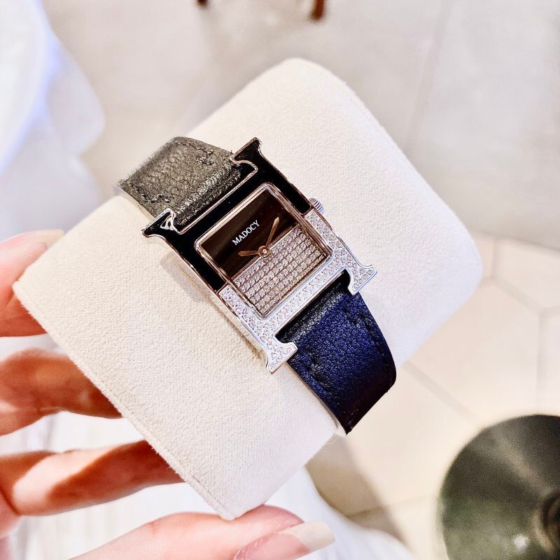 Đồng hồ nữ dây da Madocy M81655