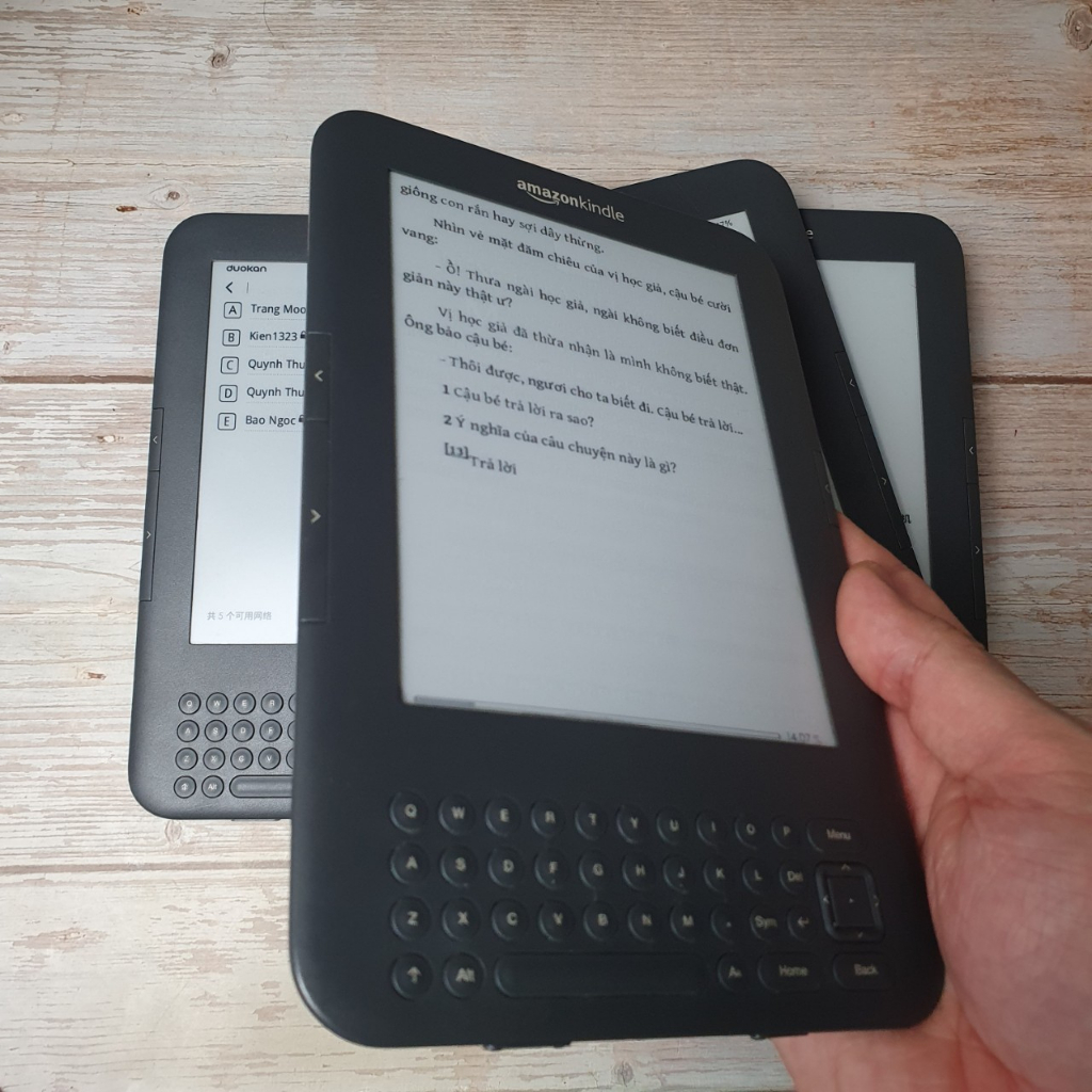 Máy đọc sách Kindle Keyboard 3