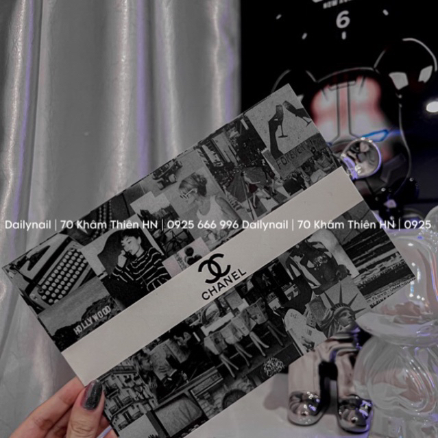 Bìa chụp ảnh móng