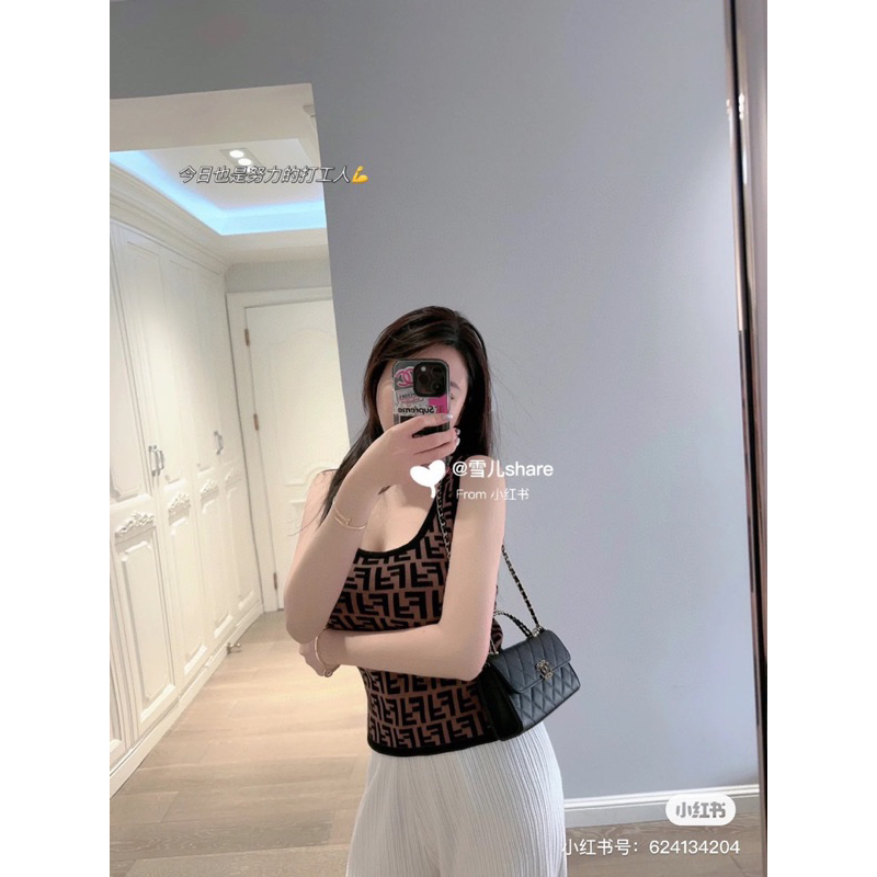 Túi Chờ-Ne quai kiềng VIP