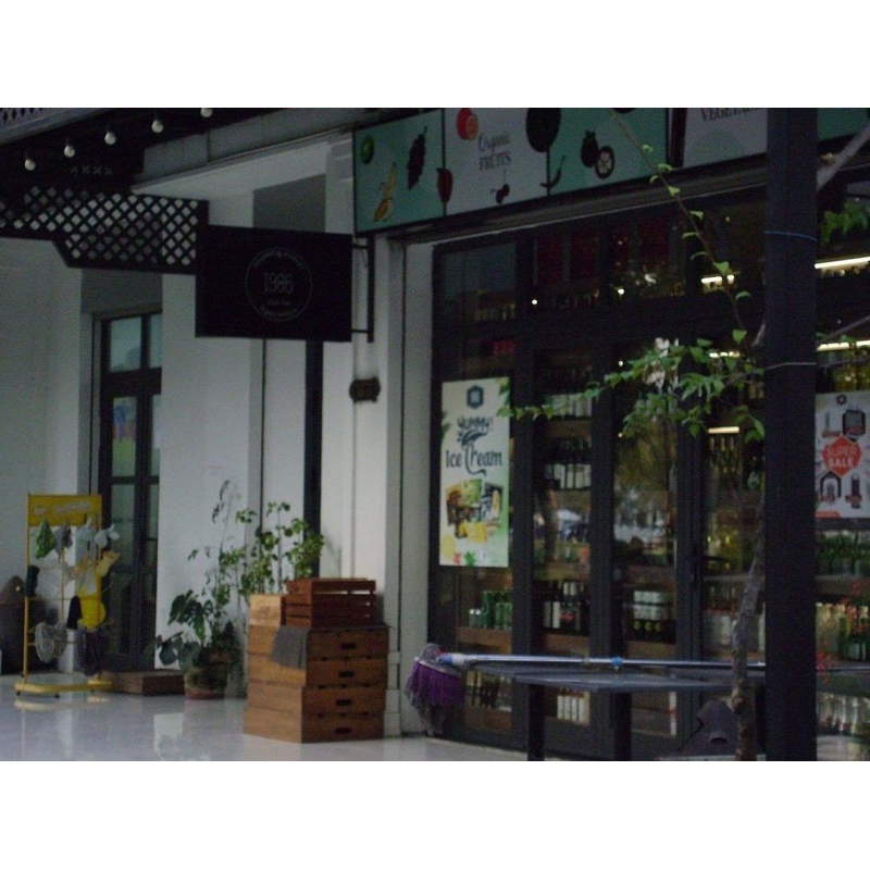 Máy ảnh vintage Sony DSC-S750