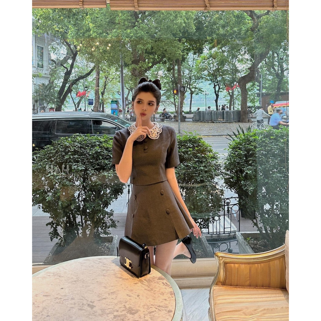 Set đồ nữ công sở sang chảnh áo croptop phối cổ ren kèm chân váy dáng A thời trang công sở thiết kế thanh lịch trẻ trung