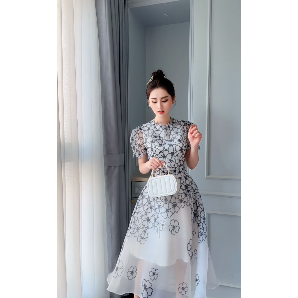 Khâu Tơ Xếp Hoa tinh tế sang chảnh