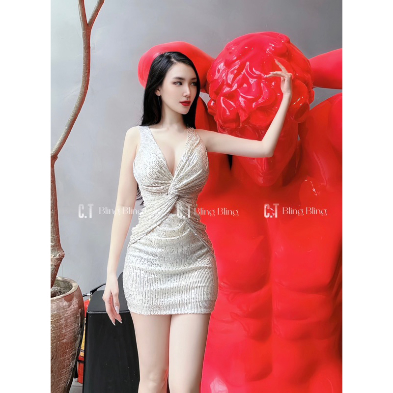 Váy body bling bling xoắn ngực dự tiệc sang trọng