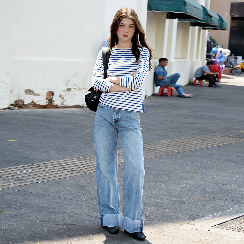 TheBlueTshirt - Quần Jeans Nữ Ống Rộng Màu Xanh Nhạt - Brooklyn Cuffed Jeans - Sand Blue Wash