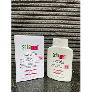 Hàng Đức Dung dịch vệ sinh phụ nữ SEBAMED làm sạch nhẹ nhàng an toàn cho cả mẹ bầu và sau sinh