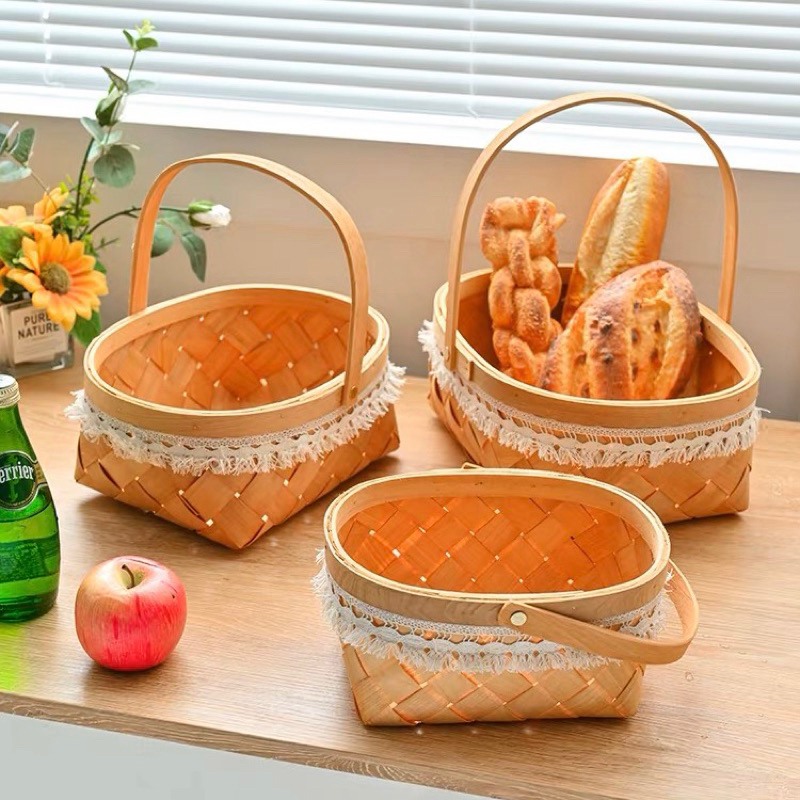 Giỏ mây trang trí có viền ren đăng ten vintage đựng hoa quả, mỹ phẩm, phụ kiện chụp ảnh ( ẢNH THẬT SHOP CHỤP )