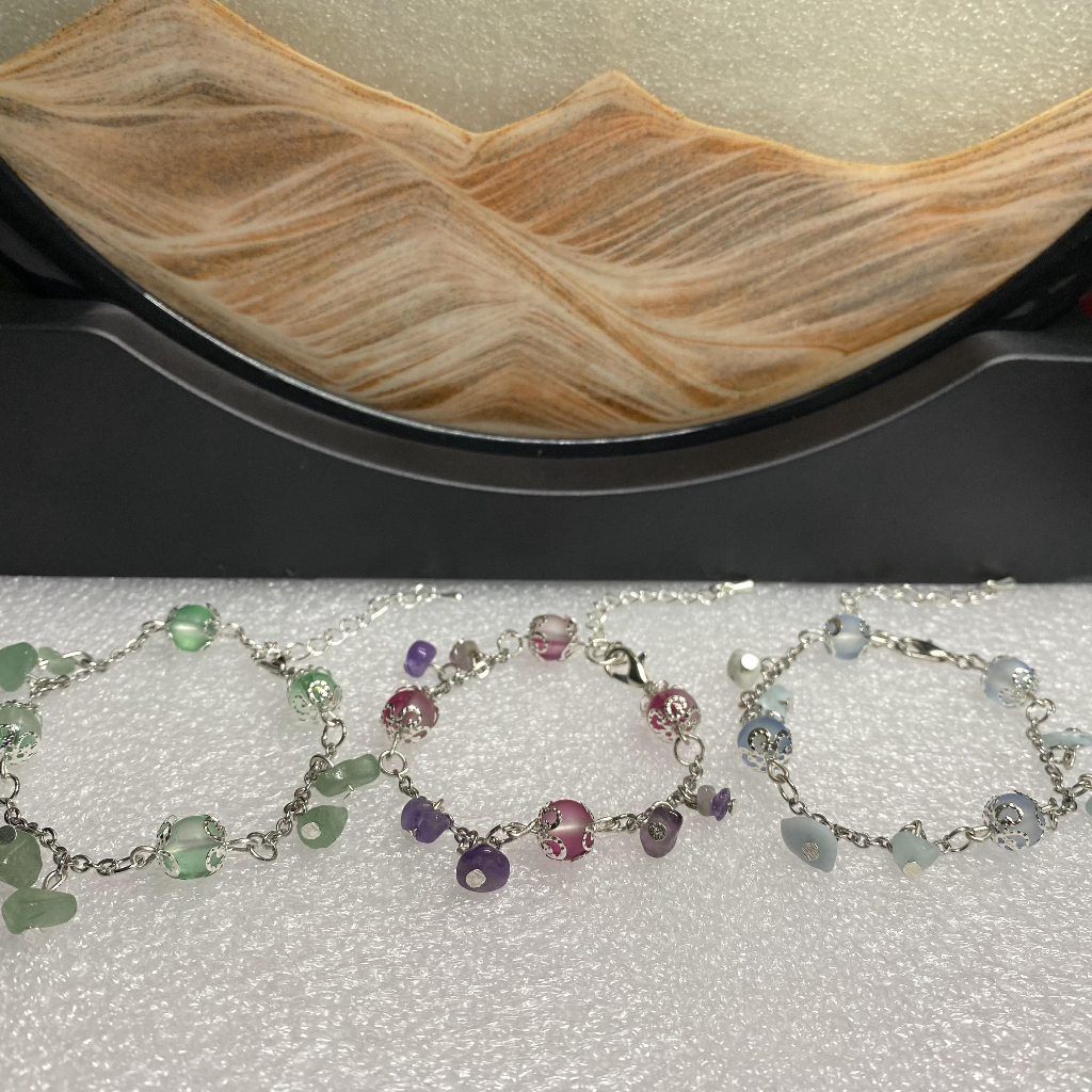 Vòng tay Handmade chuỗi hạt đá thạch anh.