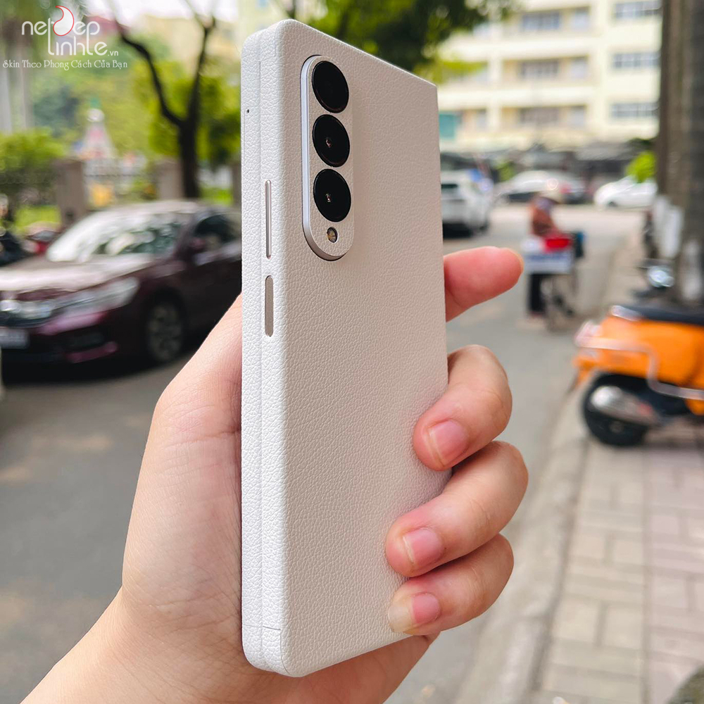 Miếng dán skin vân da Samsung Z Fold 3 - chính hãng Nét Đẹp Tinh Tế
