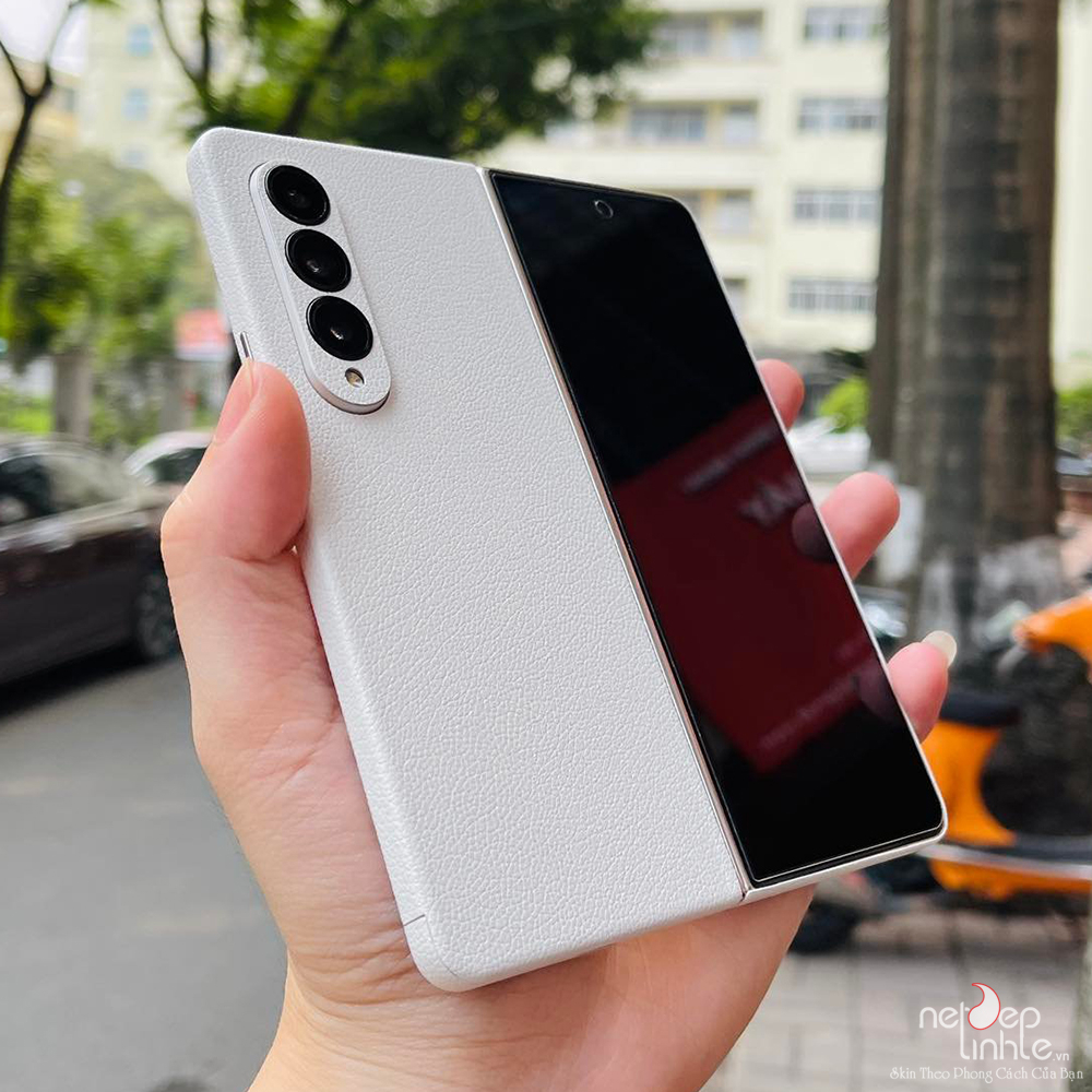 Miếng dán skin vân da Samsung Z Fold 3 - chính hãng Nét Đẹp Tinh Tế