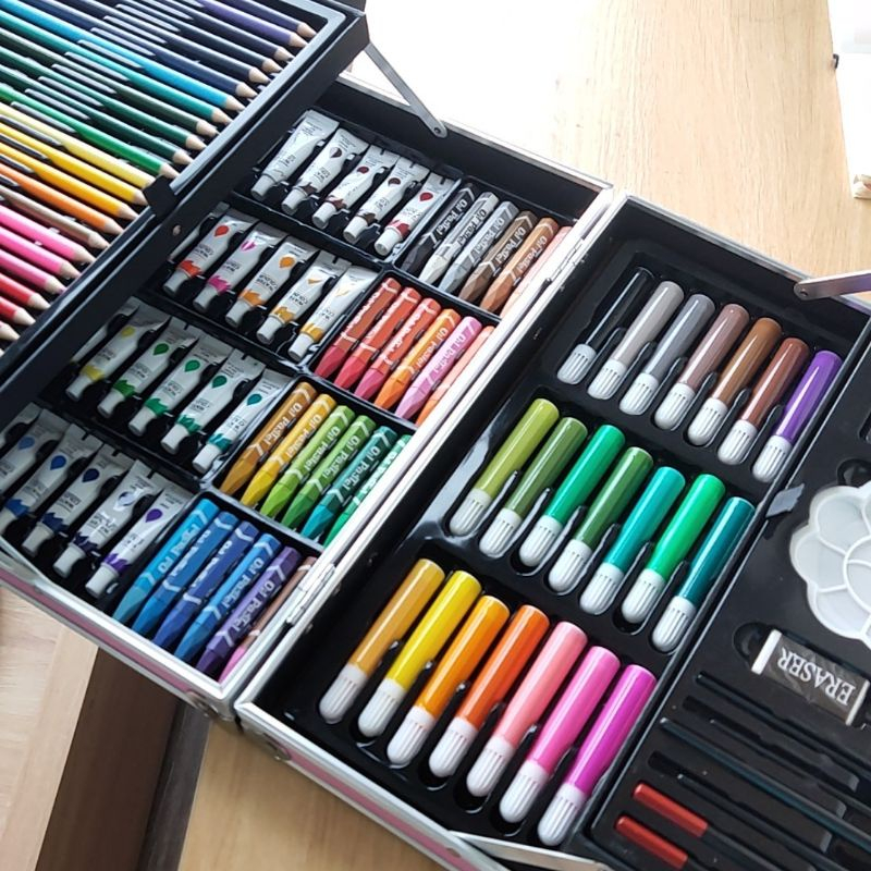 Bộ bút màu đa năng 145 chi tiết làm quà tặng sinh nhật cho bé, hộp màu vẽ đa năng