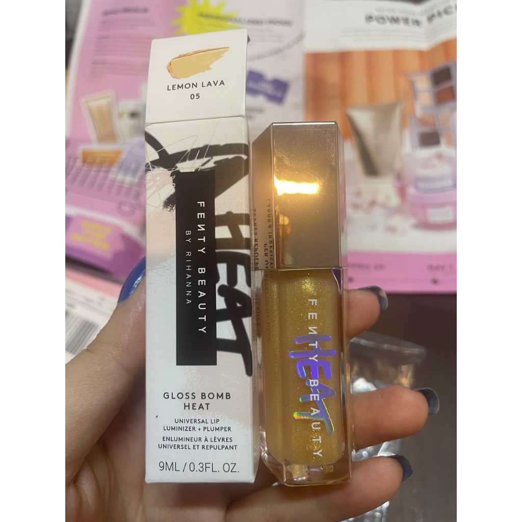 Fenty Beauty son bóng dưỡng 26$ GLOSS BOM.B HEAT UNIVERSAL LIP LUMINIZER + PLUMPER