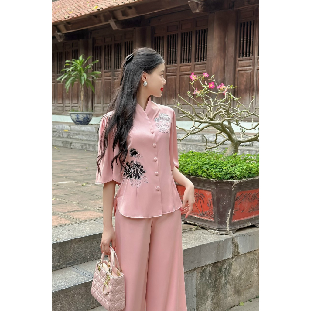 Bộ lam đi chùa, pháp phục thiết kế chất vải chéo cao cấp thêu hoa nhiều màu
