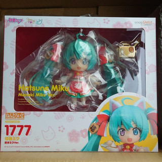 Nendoroid Hatsune Miku Maneki Miku mô hình Figure chính hãng Nhật - tặng kèm đệm ngồi