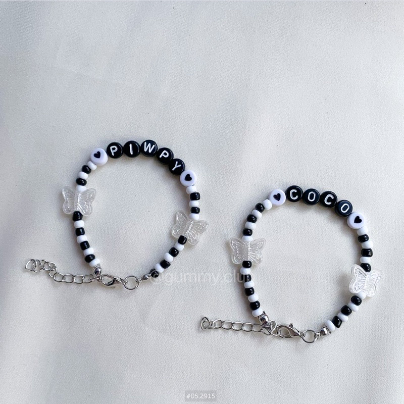 Vòng tay Custom gắn chữ theo yêu cầu