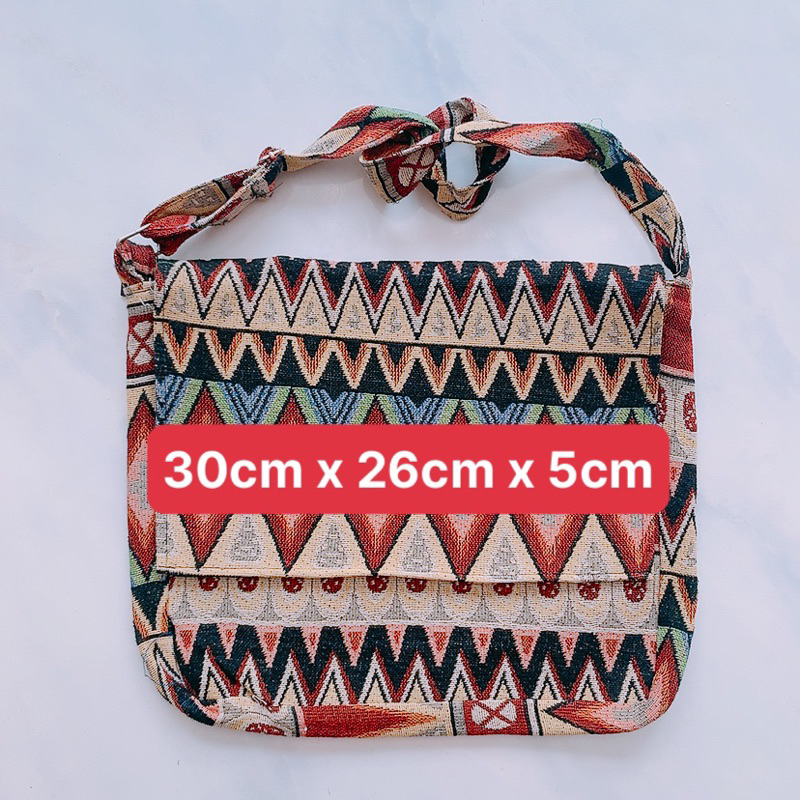 Túi đeo chéo thổ cẩm
