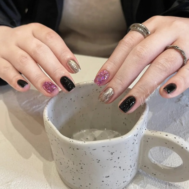 Nailbox mix nhũ và tráng gương