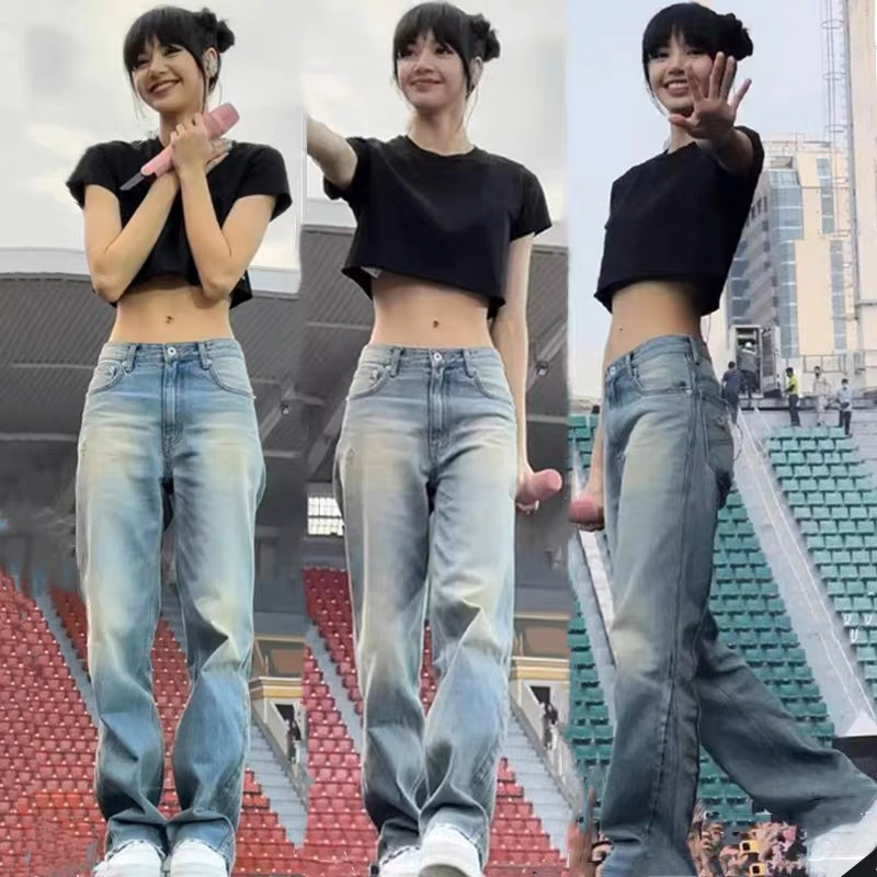 Quần jeans loang màu xanh nhạt giống Lisa Blackpink