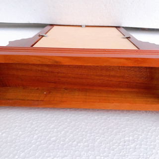 Khung thờ gỗ cẩn Xà Cừ