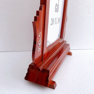 Khung thờ gỗ cẩn Xà Cừ