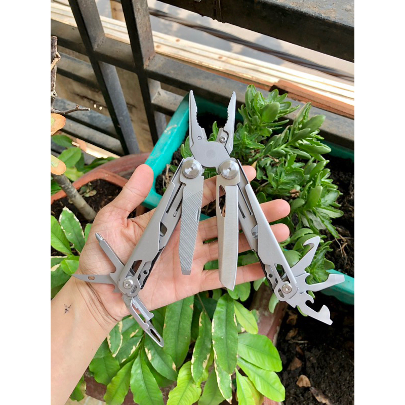 Kềm đa năng cắm trại Thunder bản Pro Full Option, bán chạy nhất thị trường Nội địa Trung, rất hữu dụng