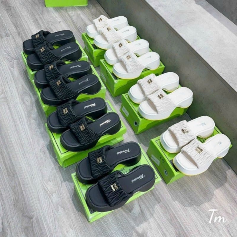 Dép quai ngang đế bánh mì cao 5cm chữ miu miu hàng quảng châu loại 1