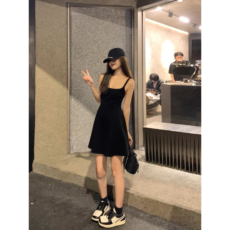 Đầm body 2 dây nữ dáng Sporty xòe năng động sexy