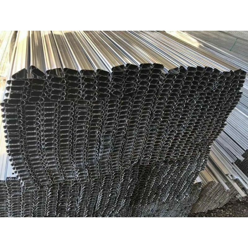 Combo 1 mét gồm thanh nẹp +ziczac nhà màng, nhà kính. Độ dày 0.50mm