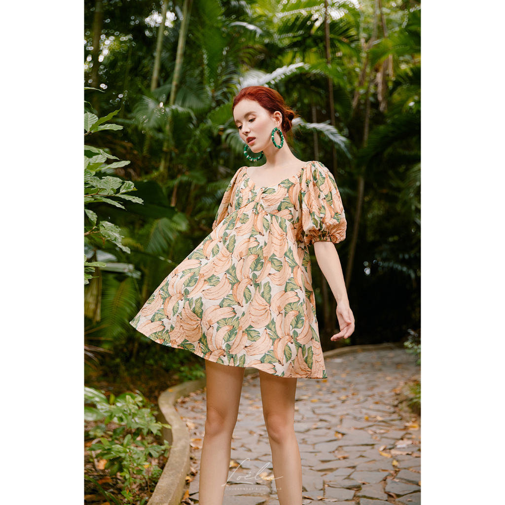 LOÉLIA - Váy Tropical Vibes cotton họa tiết chuối dáng xòe