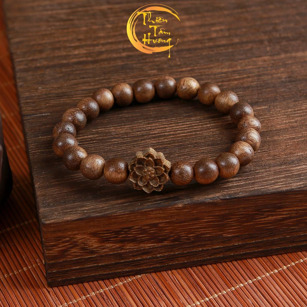 Vòng Tay Trầm Hương Tròn Đơn Mix Hoa Sen làm từ Trầm Hương rừng tự nhiên mang lại nhiều Tài Lộc - May Mắn