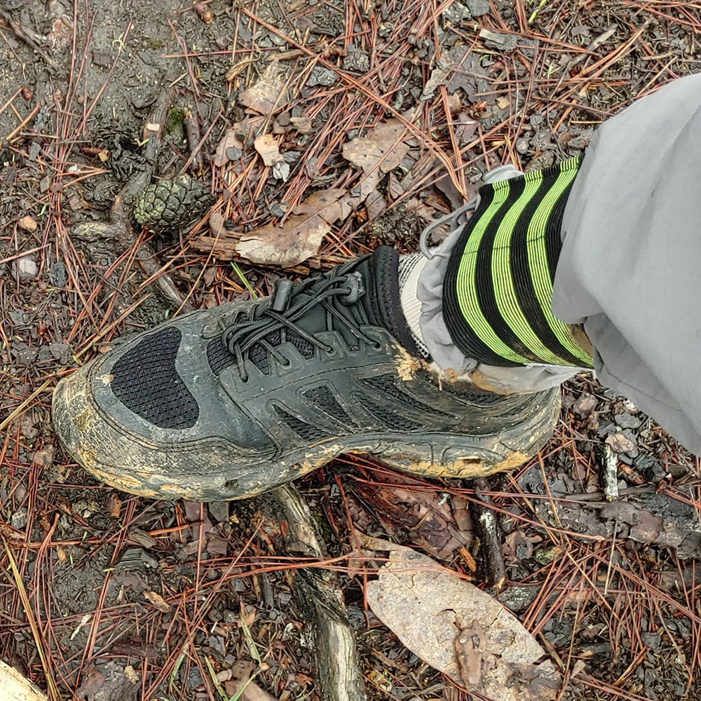 Băng thun dùng để bó ống quần chống vắt trekking, leo núi, dã ngoại