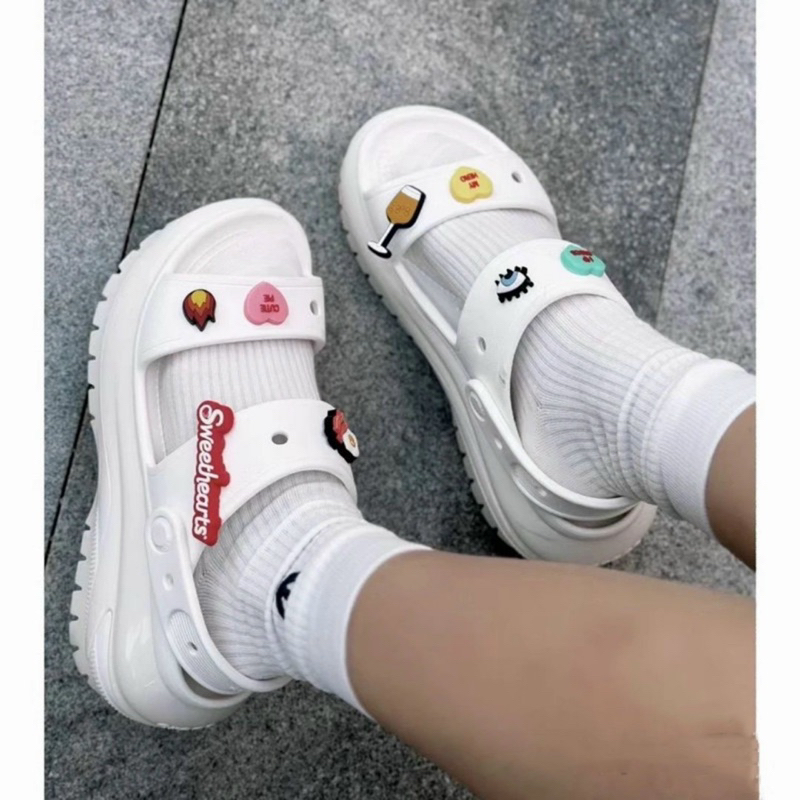 Sandal Crush Cross viền bóng đế răng cưa cao 7-8cm- tặng kèm 10 sticker xinh