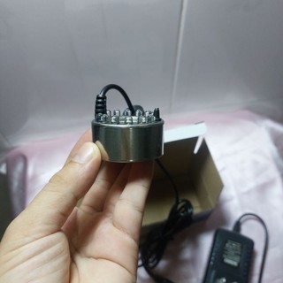 Máy tạo khói hồ cá 12 đèn led